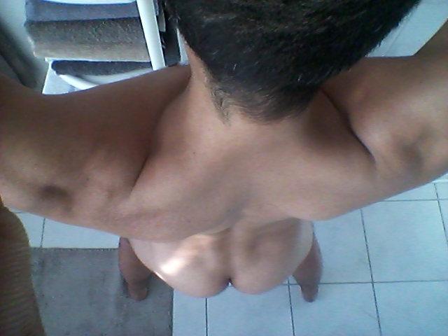 Next Image >>
