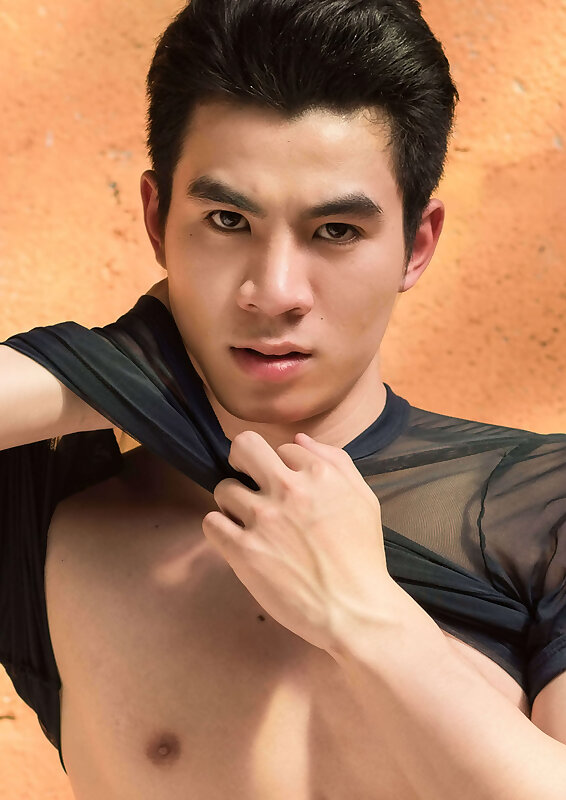 Next Image >>