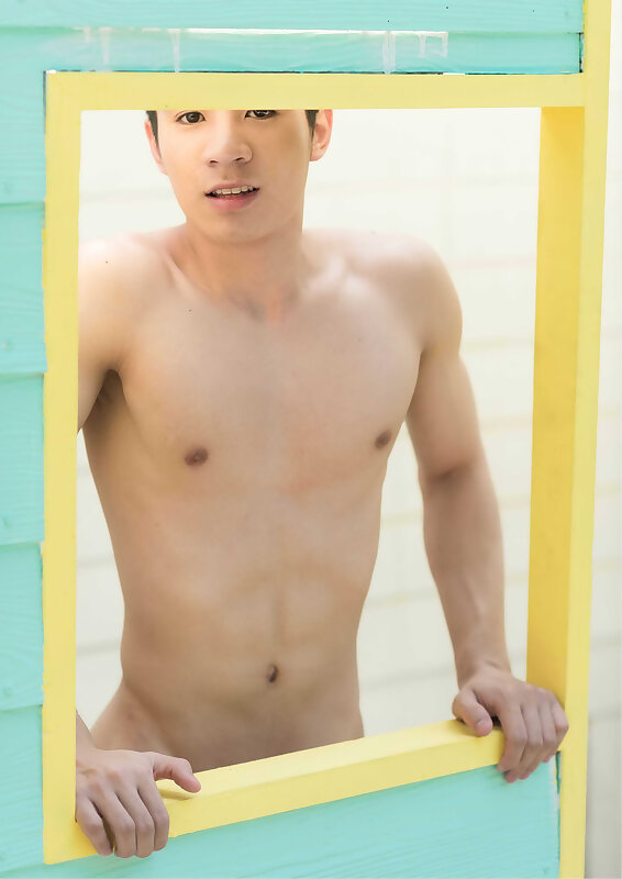 Next Image >>
