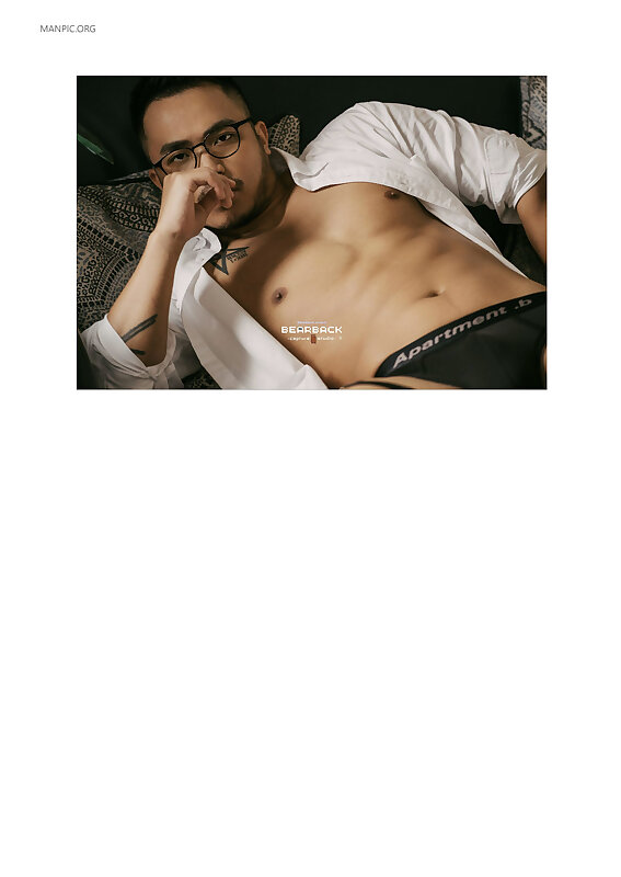 Next Image >>