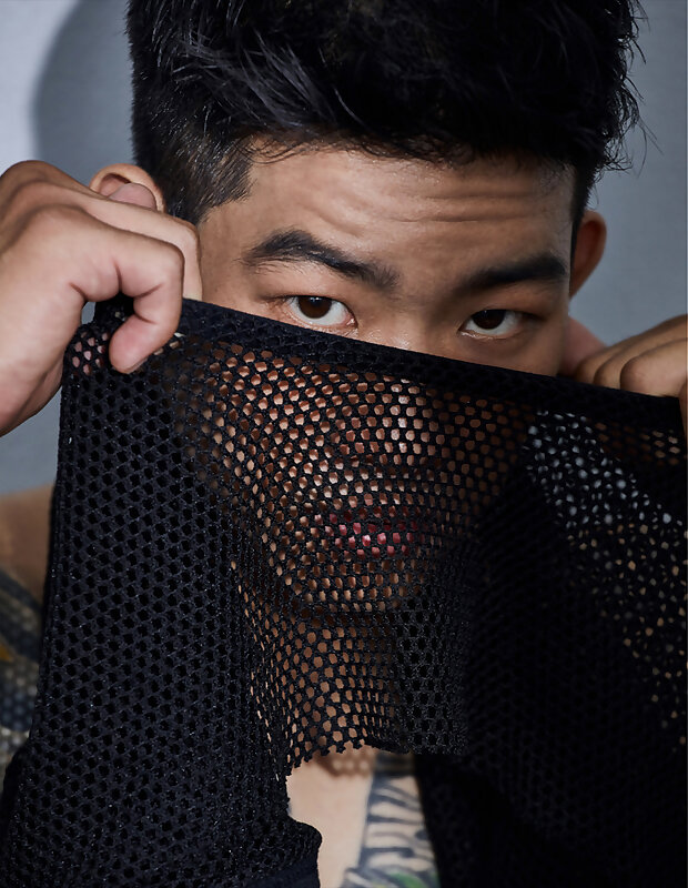 Next Image >>
