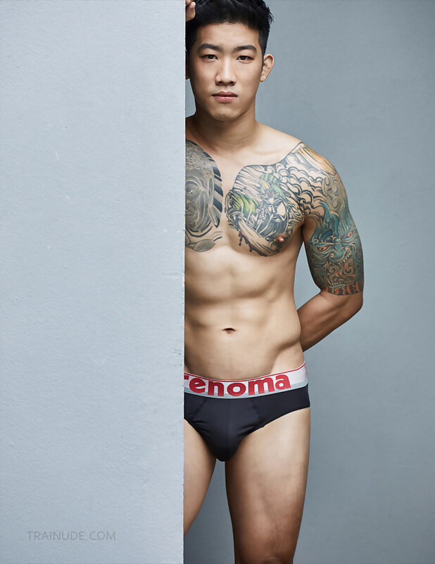 Next Image >>