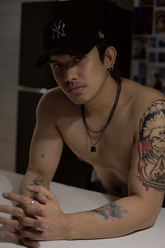 Next Image >>