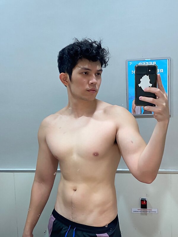 Next Image >>