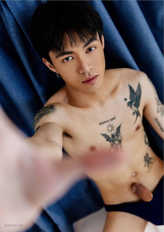 Next Image >>