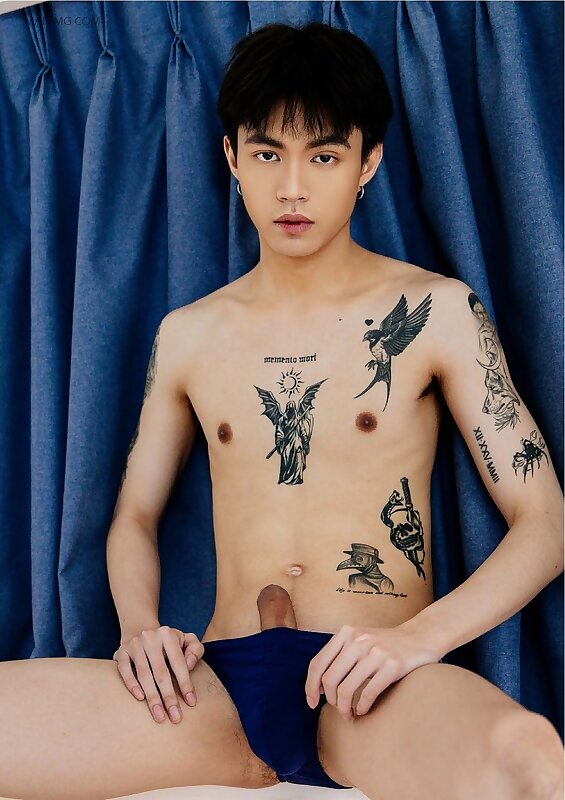 Next Image >>
