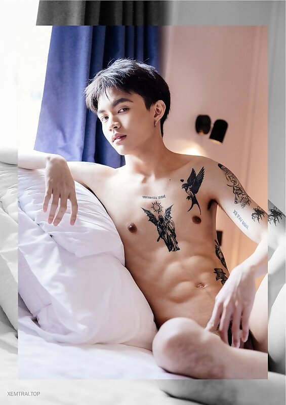 Next Image >>