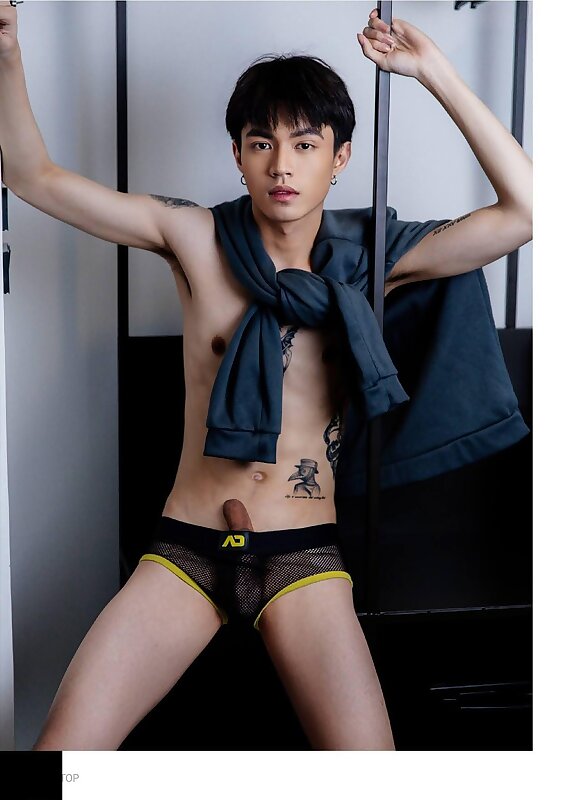 Next Image >>