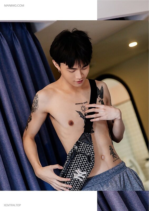 Next Image >>
