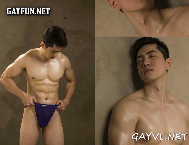 Next Image >>