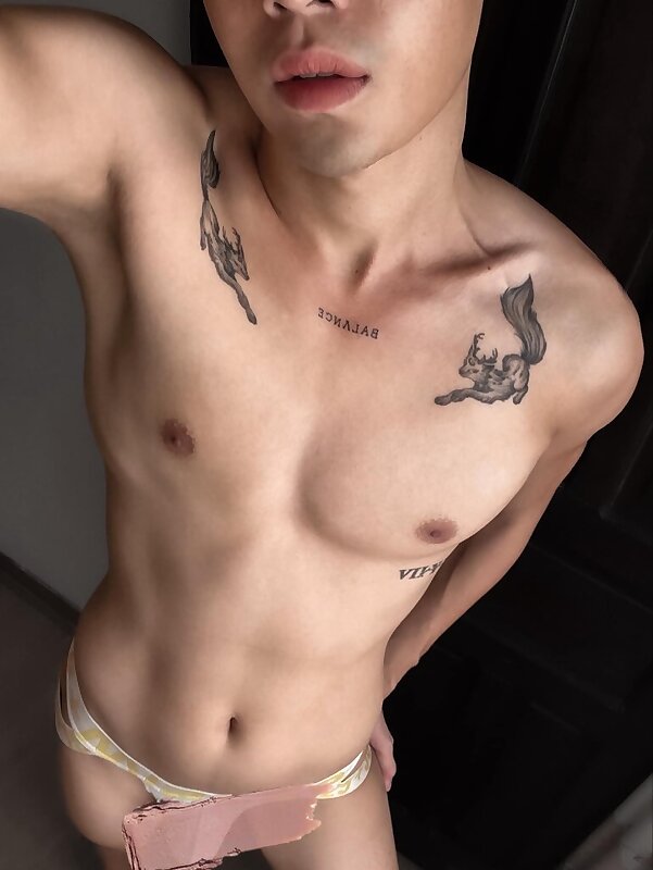 Next Image >>