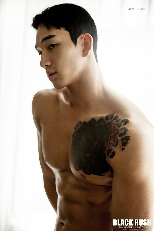 Next Image >>
