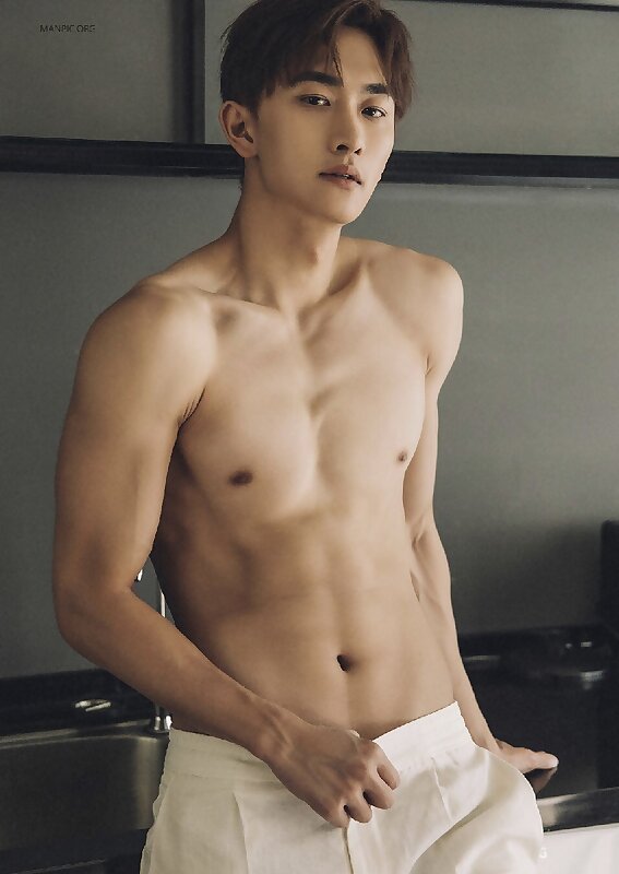 Next Image >>