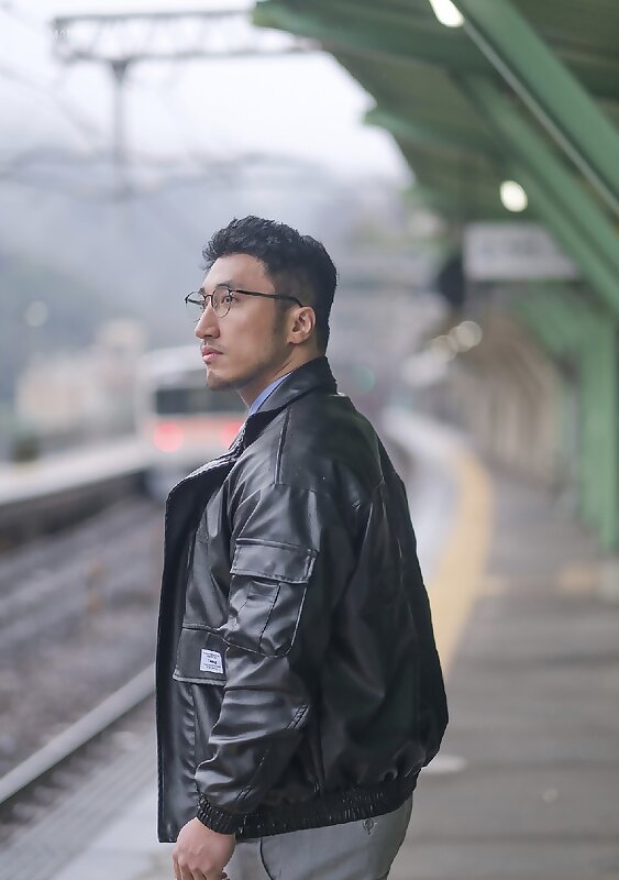 Next Image >>