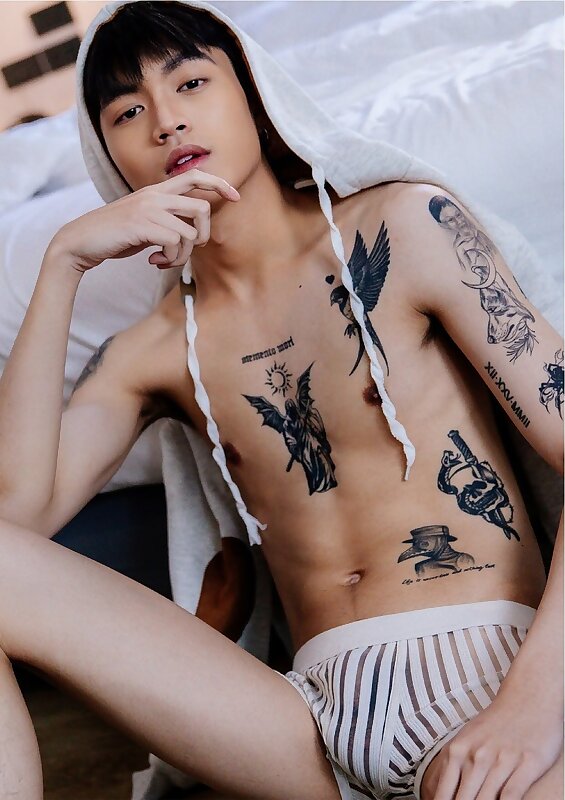 Next Image >>