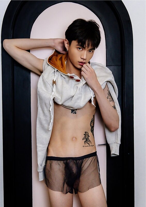 Next Image >>