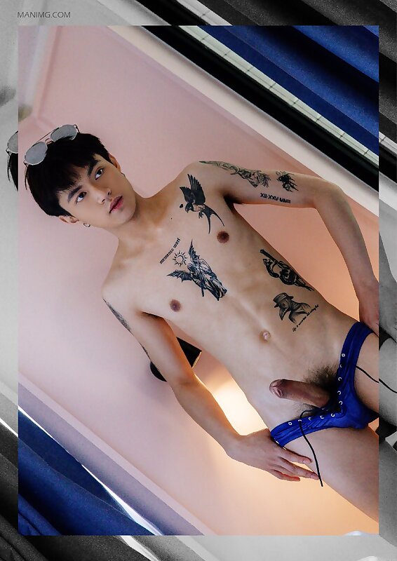Next Image >>
