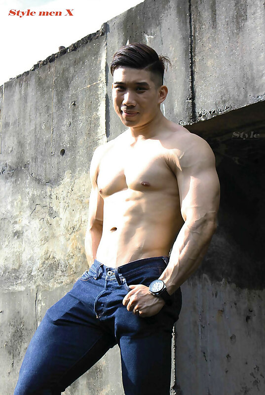 Next Image >>