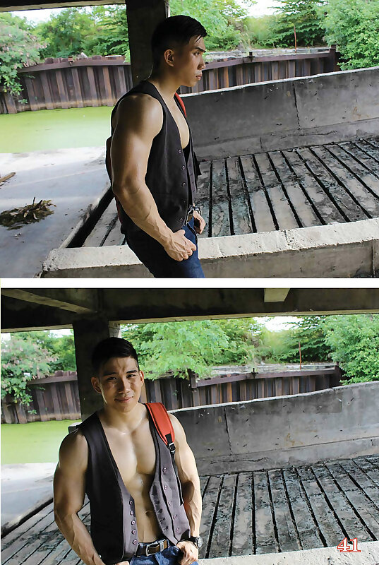 Next Image >>