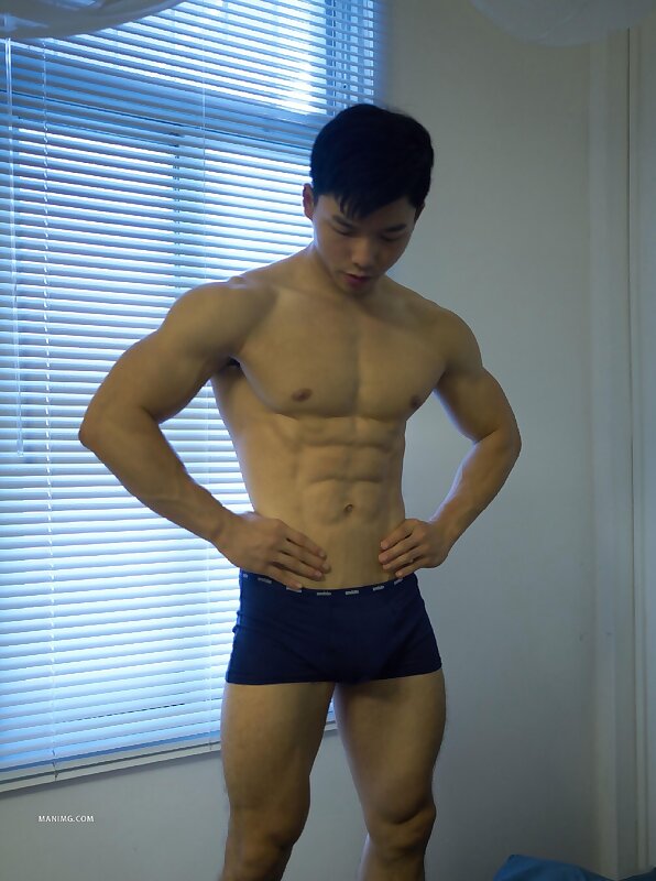 Next Image >>