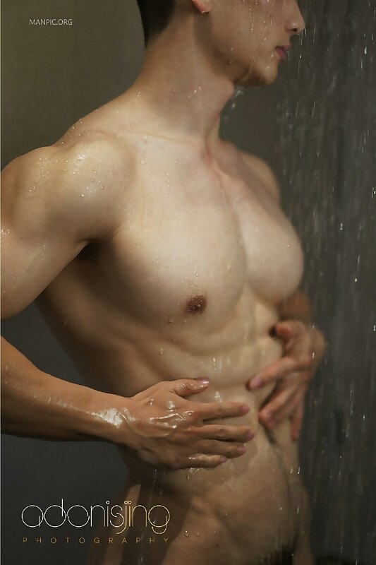 Next Image >>