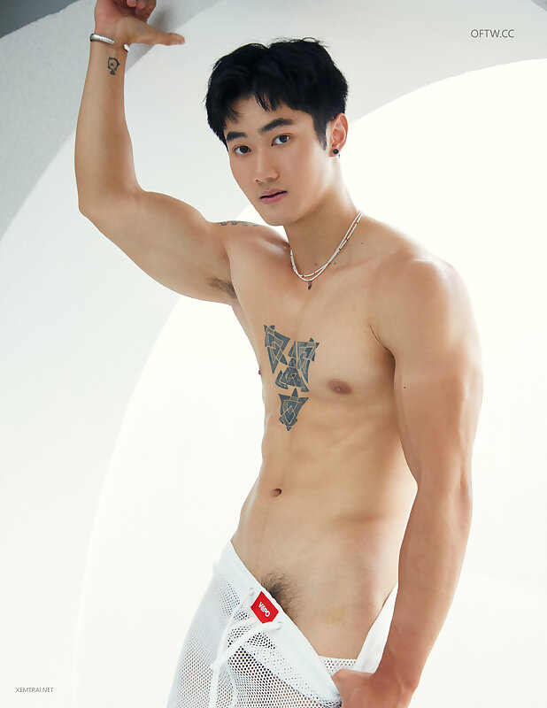 Next Image >>