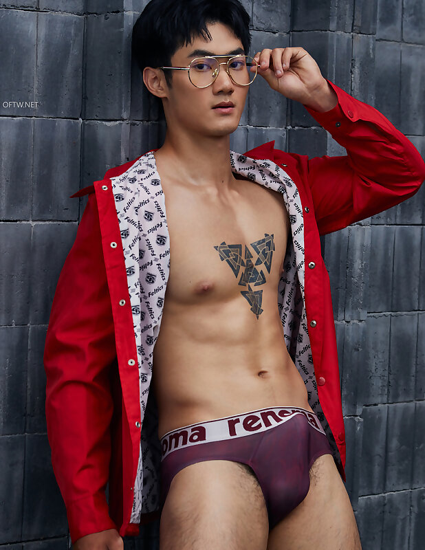 Next Image >>