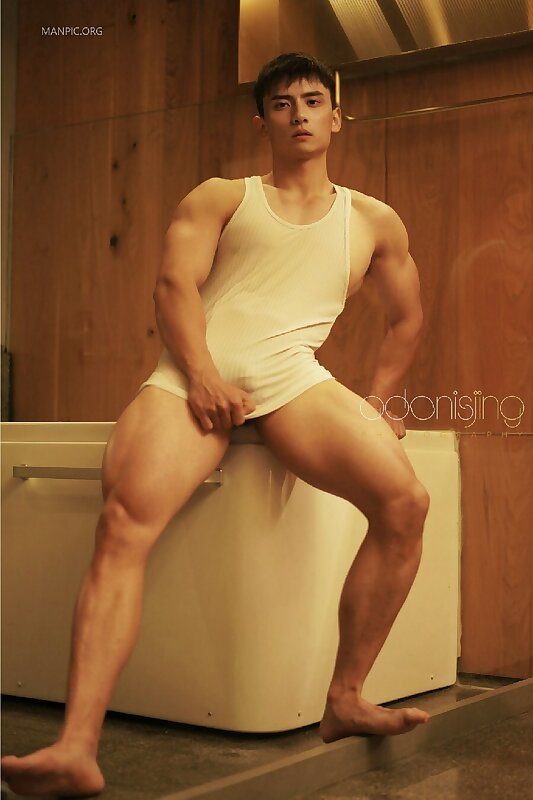 Next Image >>