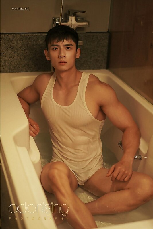 Next Image >>