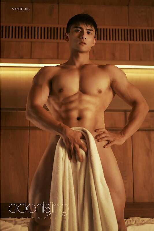 Next Image >>