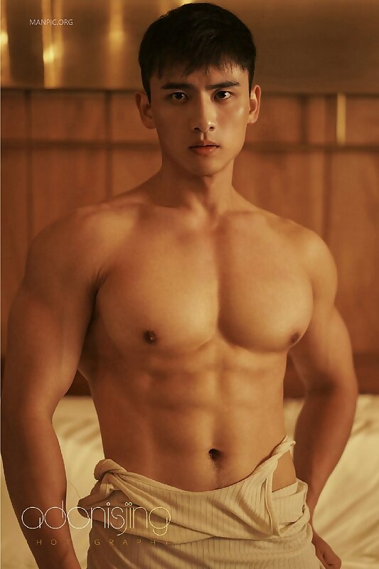 Next Image >>