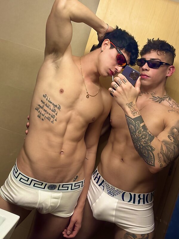 Next Image >>