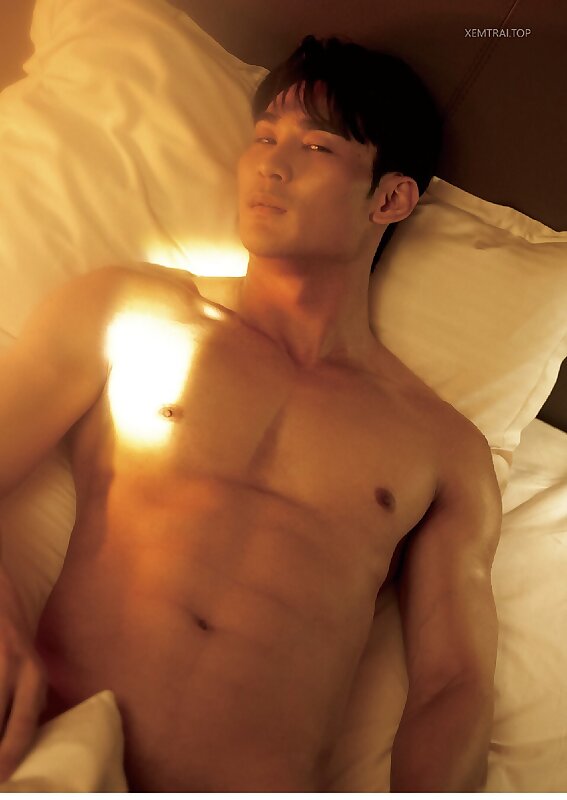 Next Image >>