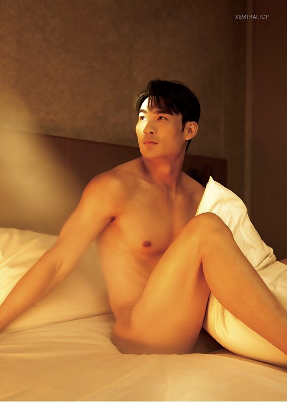 Next Image >>