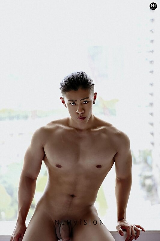 Next Image >>