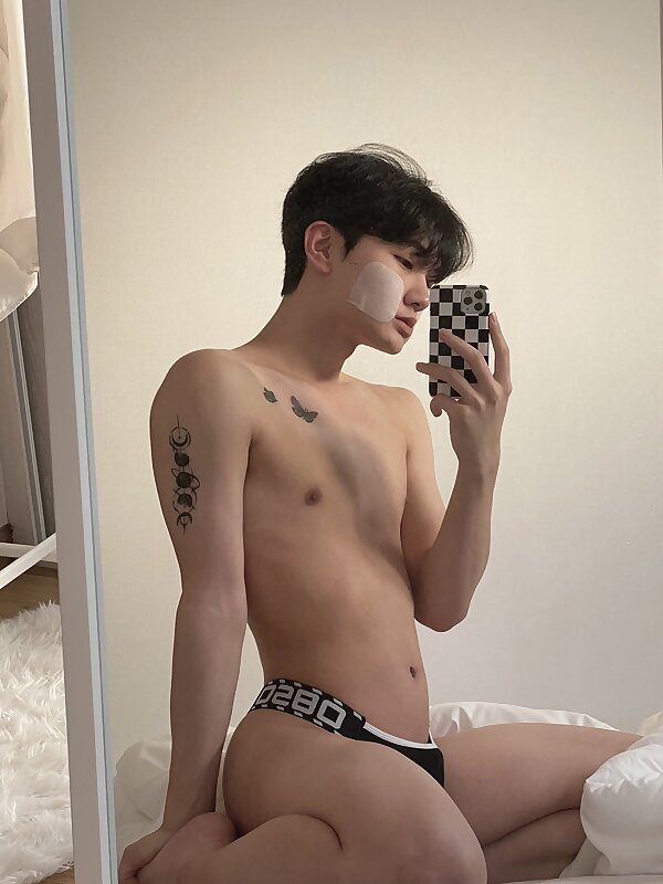 Next Image >>