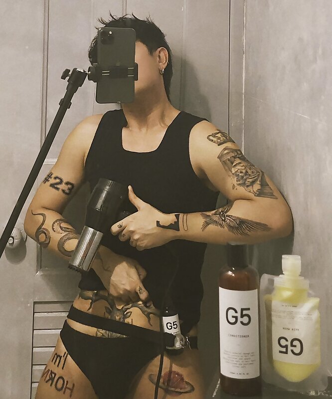 Next Image >>