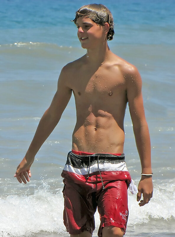 Next Image >>