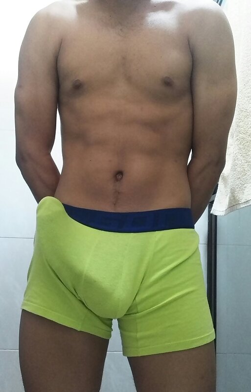 Next Image >>