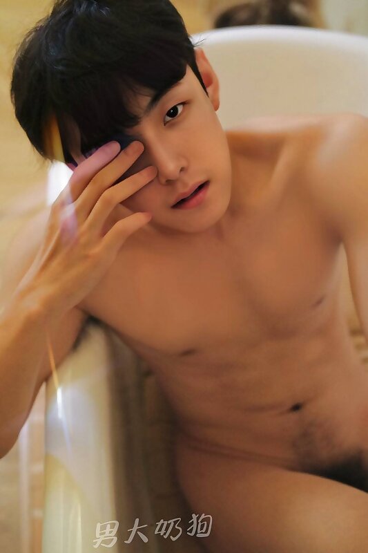 Next Image >>