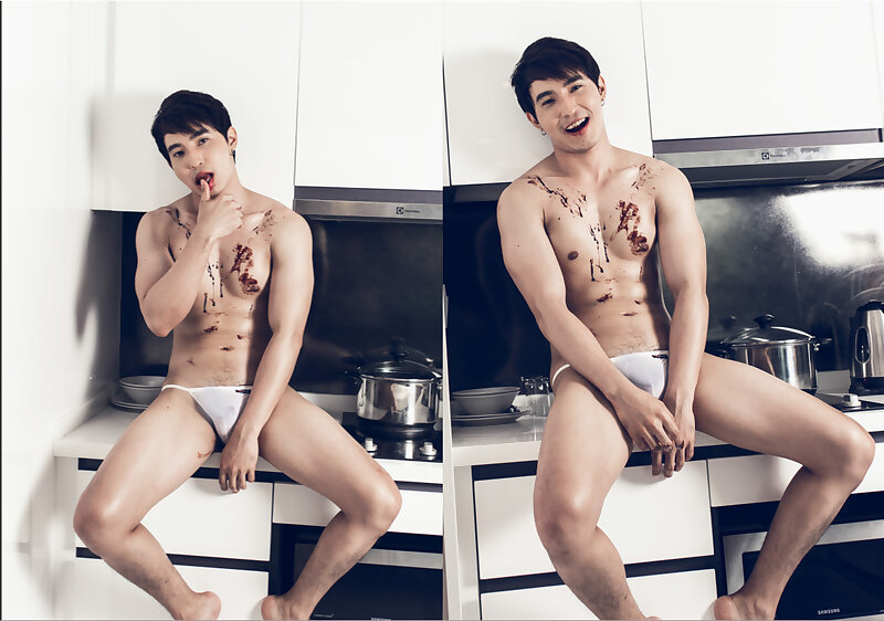 Next Image >>