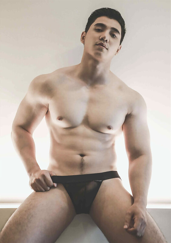 Next Image >>