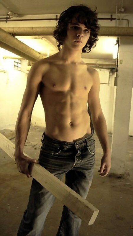 Next Image >>