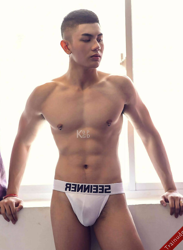 Next Image >>