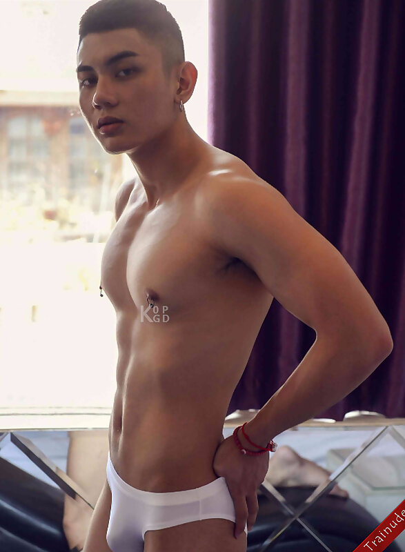 Next Image >>