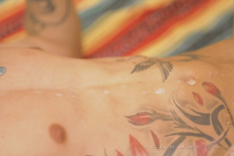Next Image >>