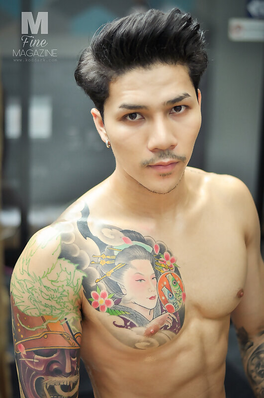 Next Image >>