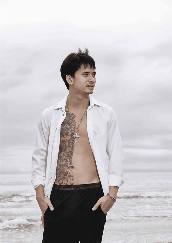 Next Image >>