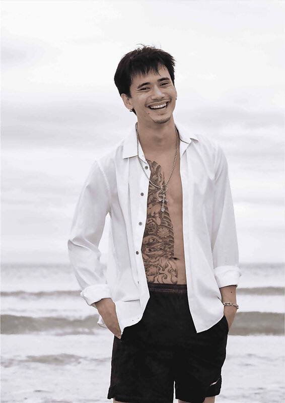 Next Image >>