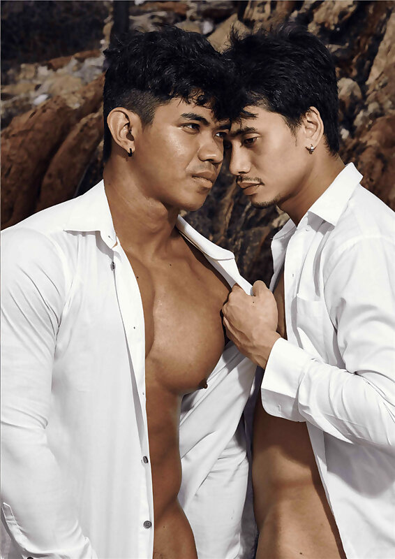 Next Image >>